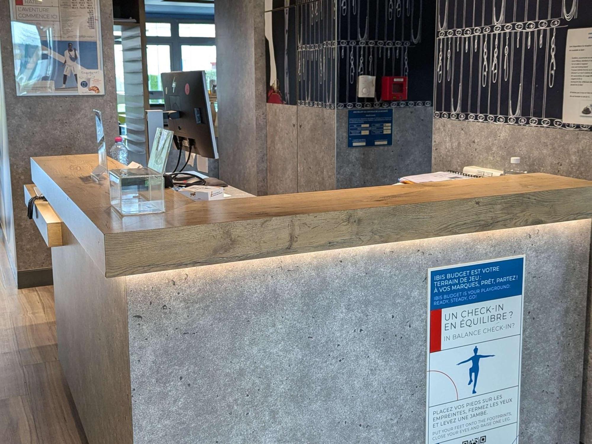 ibis budget Saint-Omer Centre Eksteriør billede